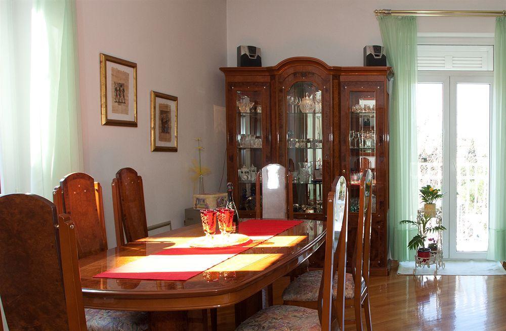 Cro Jet Set Apartments Сплит Экстерьер фото