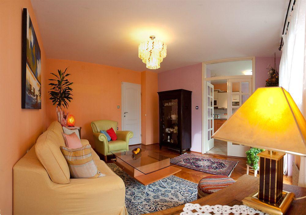 Cro Jet Set Apartments Сплит Экстерьер фото