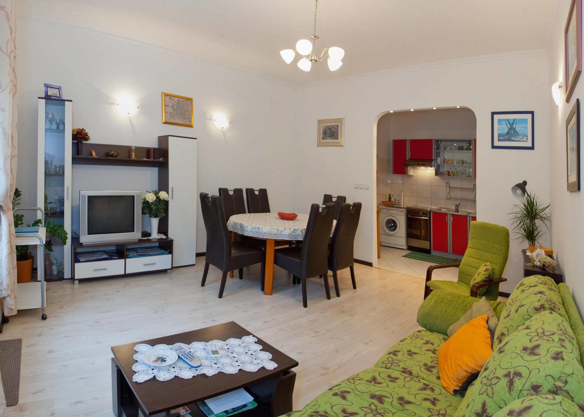 Cro Jet Set Apartments Сплит Экстерьер фото